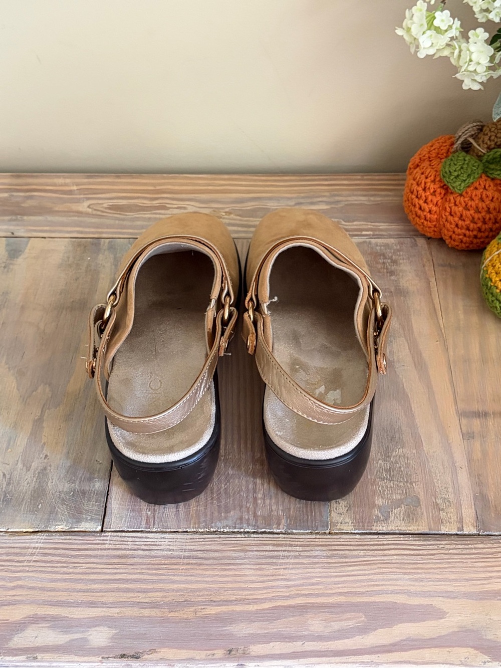 Vionic Tan Suede Slip-On Clog with Adjustable Strap 🍂 - Picture 6 of 11